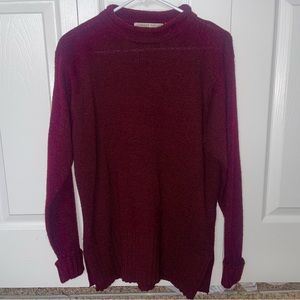 this sweater is brand new! such good quality. You can appreciate the details!